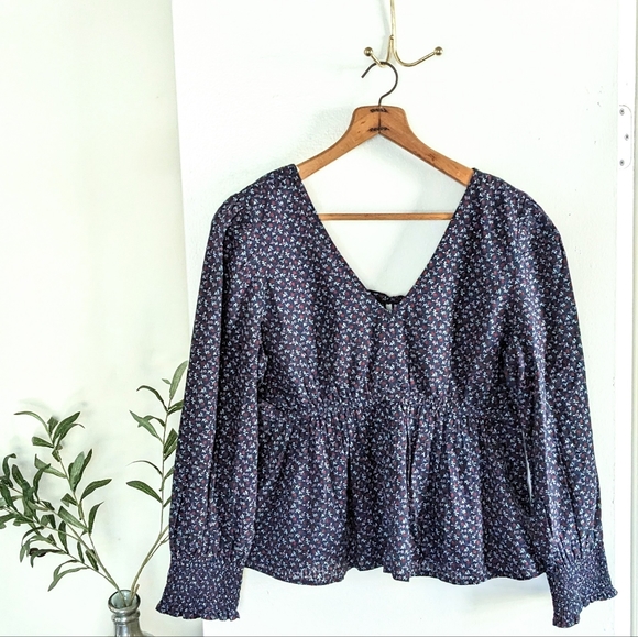 Sold! NWT Madewell Tie-Back Peplum Puff Sleeve Top - Picture 3 of 15